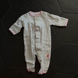 Magnetic Me Pink and Gray Patterned Footie